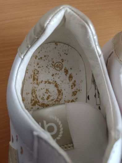 Ladies Trainers