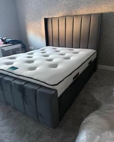 New Florida Vertical Line Style Upholstered Panel Plush Velvet Bed Frame Uk