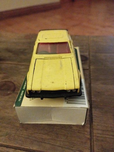 Vintage Corgi FORD CAPRI 3.0S Diecast Car Made in Great Britain Postage Available or Collection
