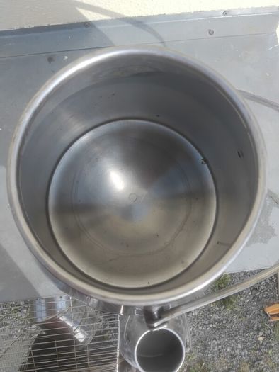 Stainless steel milk bucket