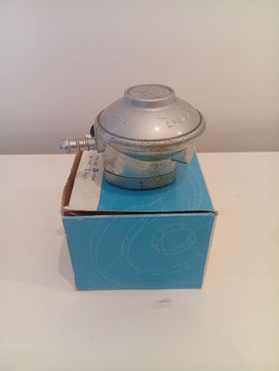 Brand New Propane Butane gas clip Regulator 27mm 37mbar