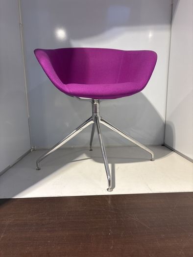 chair Arper 12 available forty five euro per chair