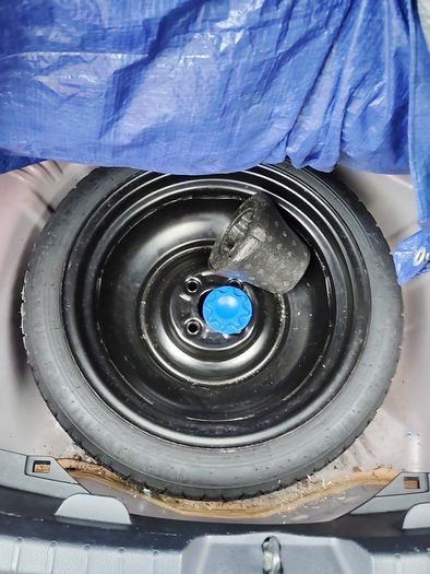 Breaking Toyota Yaris 2013 petrol