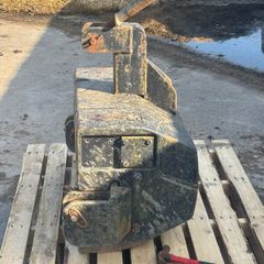 1 tonne front weight