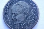 Vintage Pope Johannes Paulus II Pont. Maximus St. Peter's Medallion