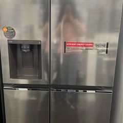 LG American Style Smart Fridge Freezer (Shiny Steel) - Excellent Condition