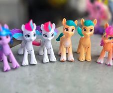 8 x Bundle Lot of New Generation Moulded 3 inch Figure Sparkle Glitter Hasbro Crystal Adventure MLP G5 My Little Pony