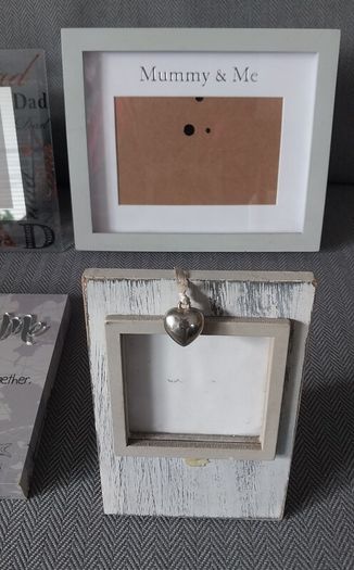 Picture frames for mummy and daddy