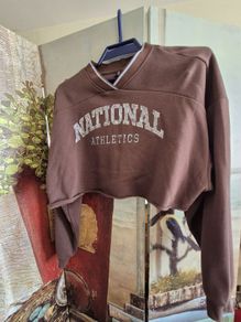 H&M Divided Crop Sweatshirt
