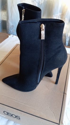 Ladies Boots