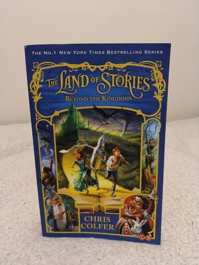The Land Of Stories books By Chris Colfer,