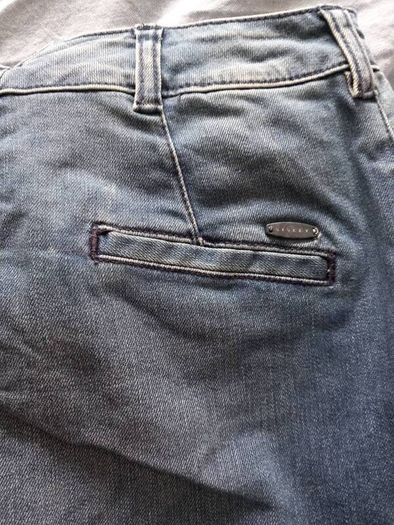 Sisley denim pencil skirt