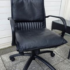 Black Office chair