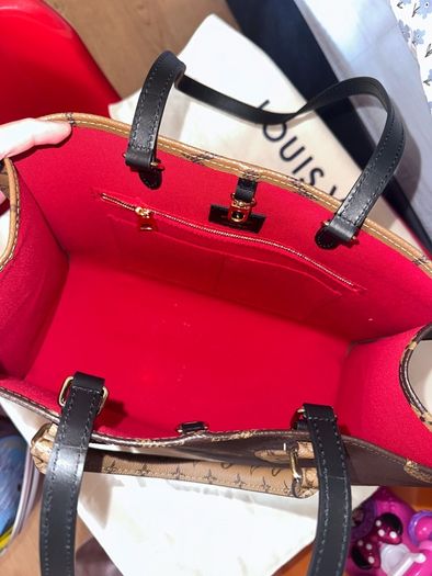 Brand New Louis Vuitton Bag OnTheGoMm