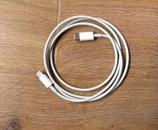 cable for iphone