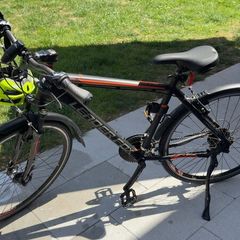 Leader Fox AWAX Hybrid bike + BBB Helmet + Lock