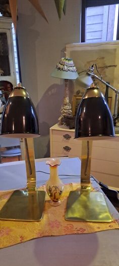 2 X Space Style Desk Lamps Fabulous!
