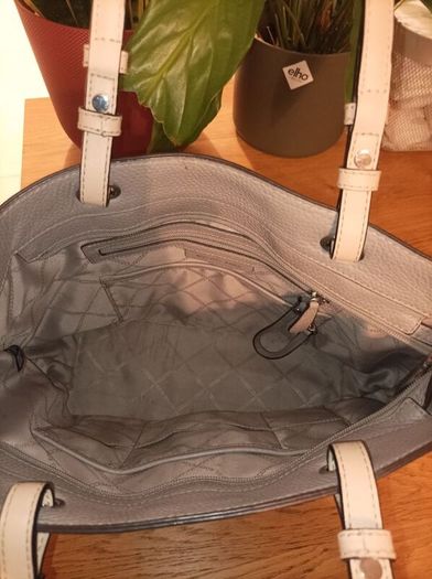 Michael Kors Guess Louis Vuitton handbags