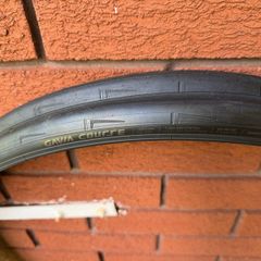 Giant Gavia course 28c tubeless tires