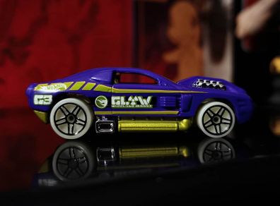 Hollowback ! TREASURE HUNT ! from HW Glow Wheels Series ! 2004 ! Mattel ! Hot Wheels !