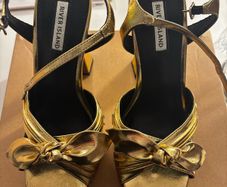 Gold river island shoes