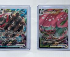 Venusaur VMAX SWSH102 & Blastoise VMAX SWSH103 Pokemon cards