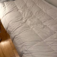 KARLA BREE  - Double -Goose Feather & Down Mattress Topper - Very Good Condition