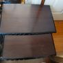 Nest of 2 tables in very nice condition Image 4
