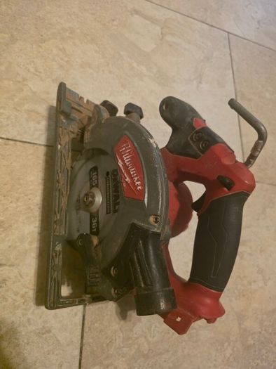 Milwaukee Fuel M18 Circular Saw