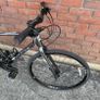 Giant Escape Hybrid Bike Image 3