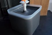 Cat water fountain and delayed feeder