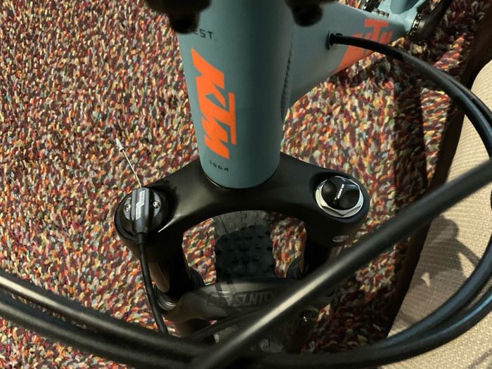 KTM ULTRA SPORT 29 1 x12 Shimano Deore  MTB / like new / 2 months old / size: L