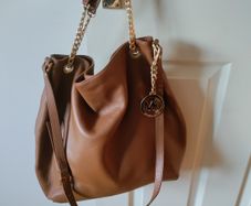 Michael kors bag in excellent condition.