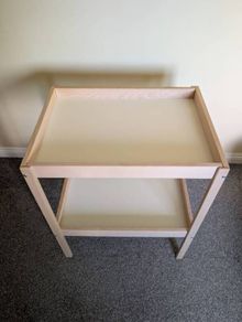 SNIGLAR baby changing unit