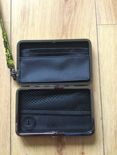 Kennet Cole Ladies Purse Brand New