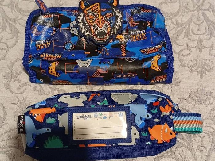 Smiggle Pencil case x 2 & Smiggle Pen's