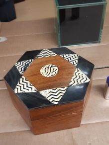 Trinket box inlaid