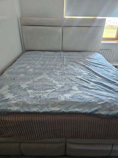 Superking Size Bed with Drawers with Mattress