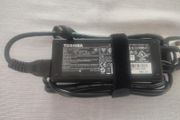 Toshiba 75W adapter