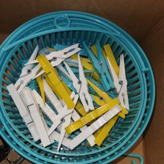 clothes pegs