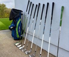 Junior Golf Clubs. 10 Clubs. Mixed Set
