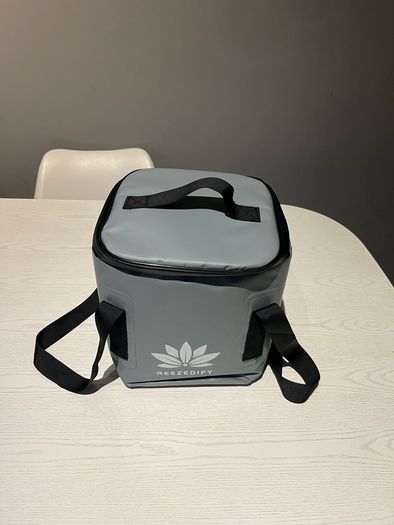 Ice machine for knee/hip injury