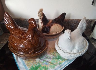 Ceramic Egg Minder