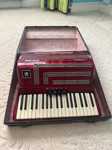 Vintage Settimio Soprani 80 Bass Piano Accordion, Red Pearl, Made in Italy, with Case