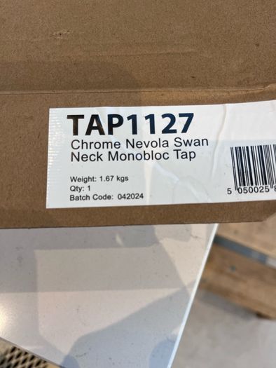 Lamona TAP1127 Nevola Polished Chrome Swan Neck Mixer Tap