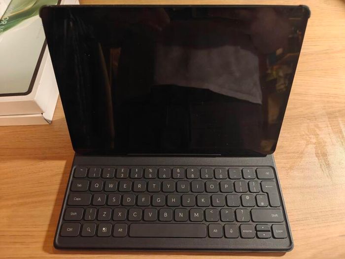 Honor MagicPad 2 12.3" OLED | 12GB RAM | 256GB | Keyboard Folio & Pen Bundle Boxed