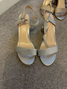 ladys shoes 20 each