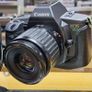 Canon EOS 600 35mm SLR Film Camera with Canon EF 35-80mm Zoom Lens Image 2