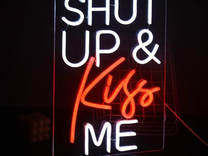 Shut UP and Kiss Me Neon Sign White Red LED Neon Light USB Powered Letter Neon Sign Decorative Words Wall Neon Sign for Bedroom Bar Party Valentine's Day (FREE POSTAGE)