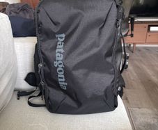 Patagonia mini mlc black backpacking